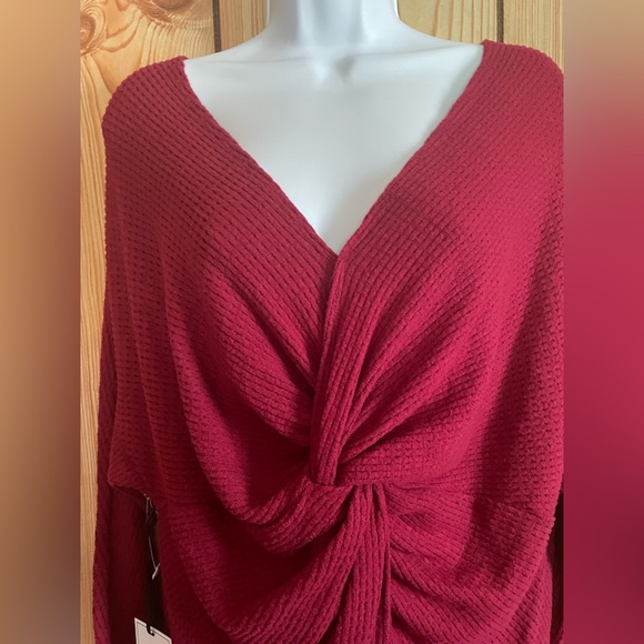 1.STATE New Women's V-Neck Waffle Weave Sweater 3/4 sleeves Maroon Size S Hi-Lo - Picture 8 of 10